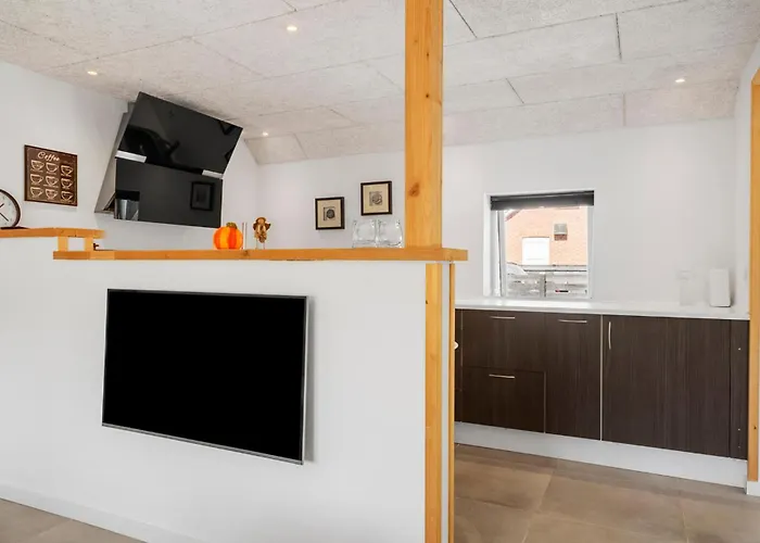 度假居 Stunning In With Wifi Vemb